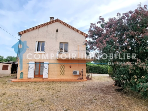 Maison à vendre en Ardèche de 95 m² avec grand terrain de 1260 m² 