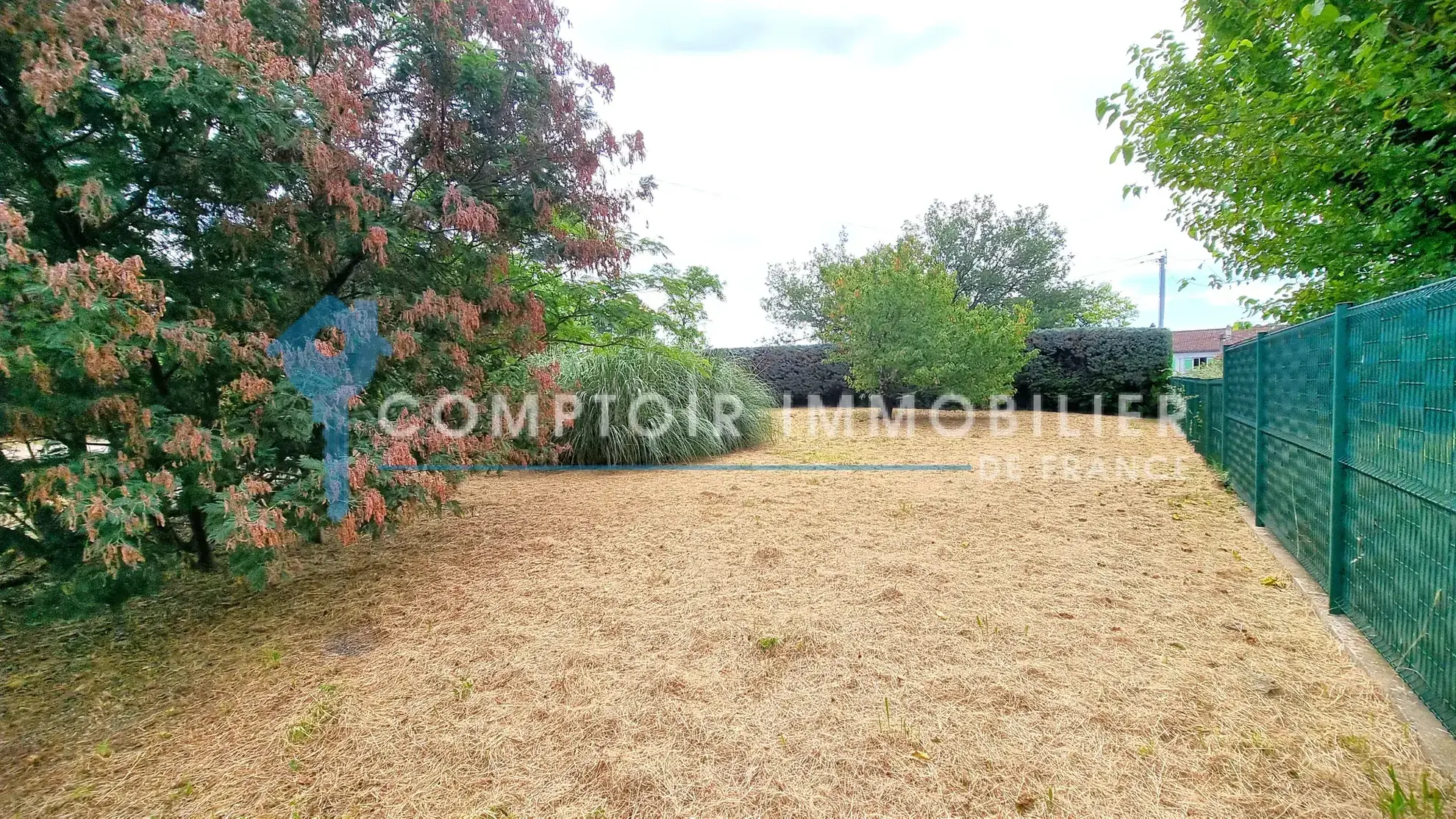 Maison à vendre en Ardèche de 95 m² avec grand terrain de 1260 m² 