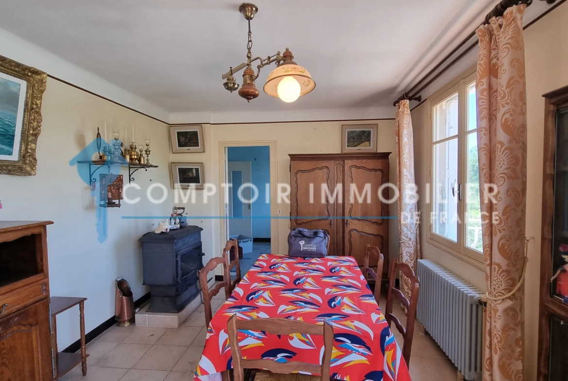 Maison à vendre en Ardèche de 95 m² avec grand terrain de 1260 m² 