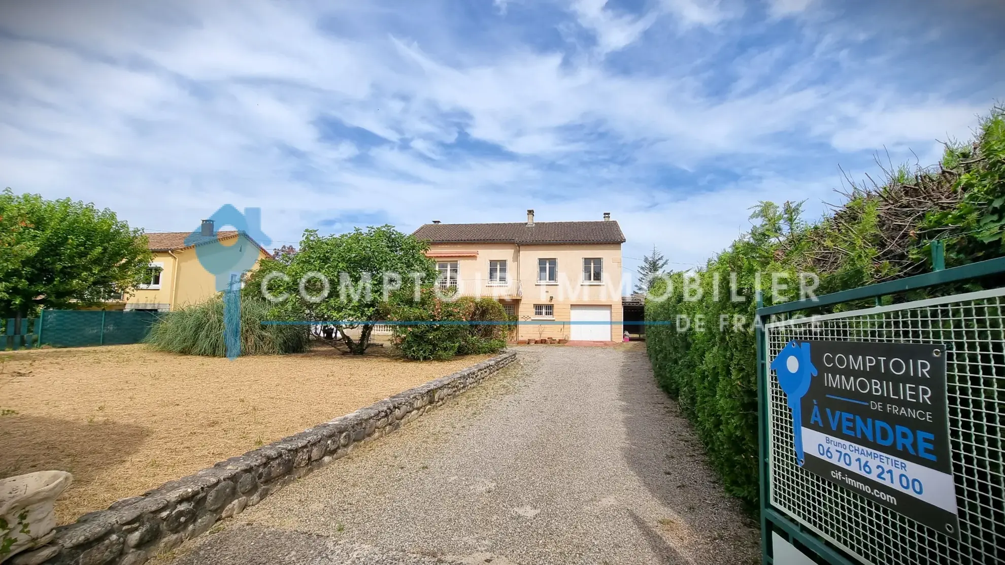 Maison à vendre en Ardèche de 95 m² avec grand terrain de 1260 m² 