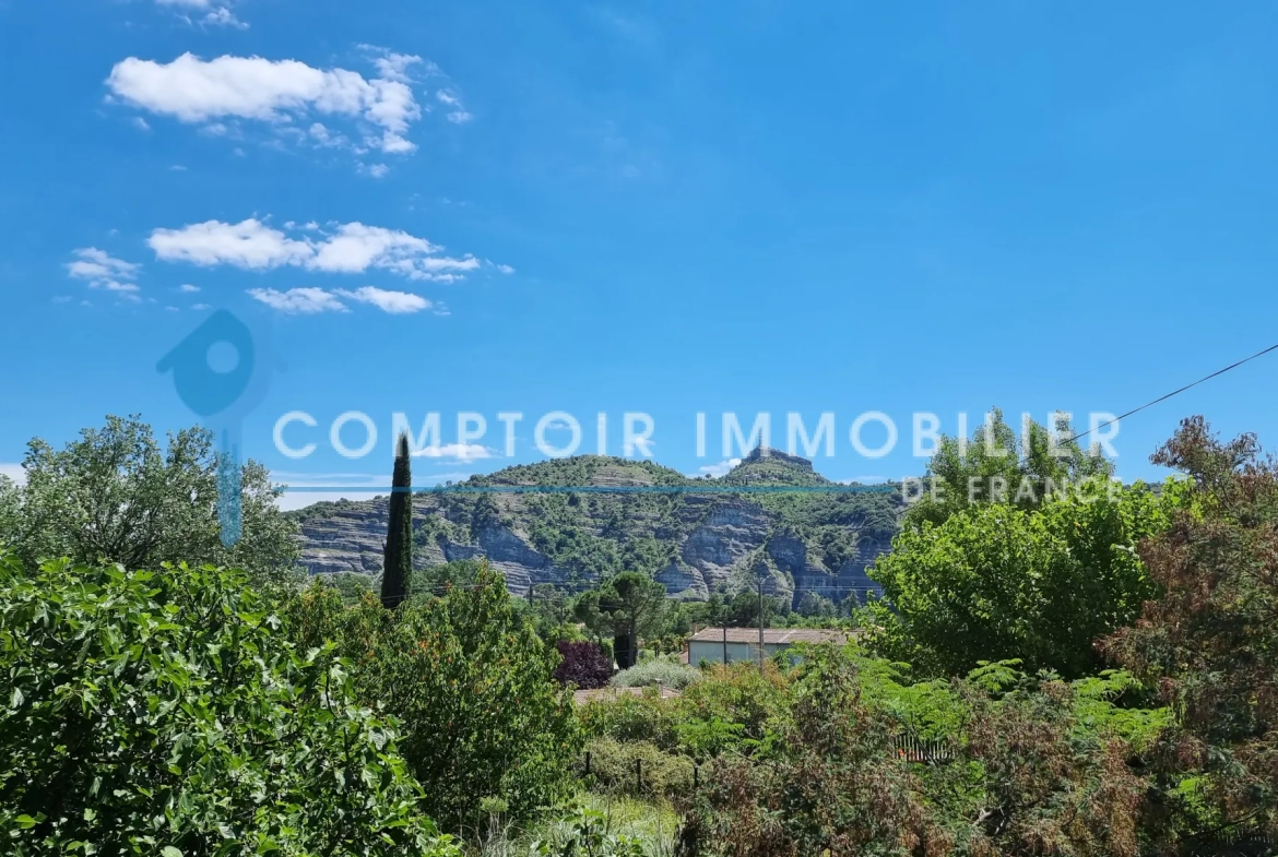 Maison à vendre en Ardèche de 95 m² avec grand terrain de 1260 m² 
