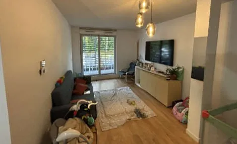 Appartement à vendre à Cenon - 65 m², 2 chambres, parking, balcon