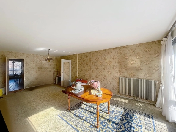 Appartement T3 de 79m² à vendre à Tourcoing, proche gare et commodités