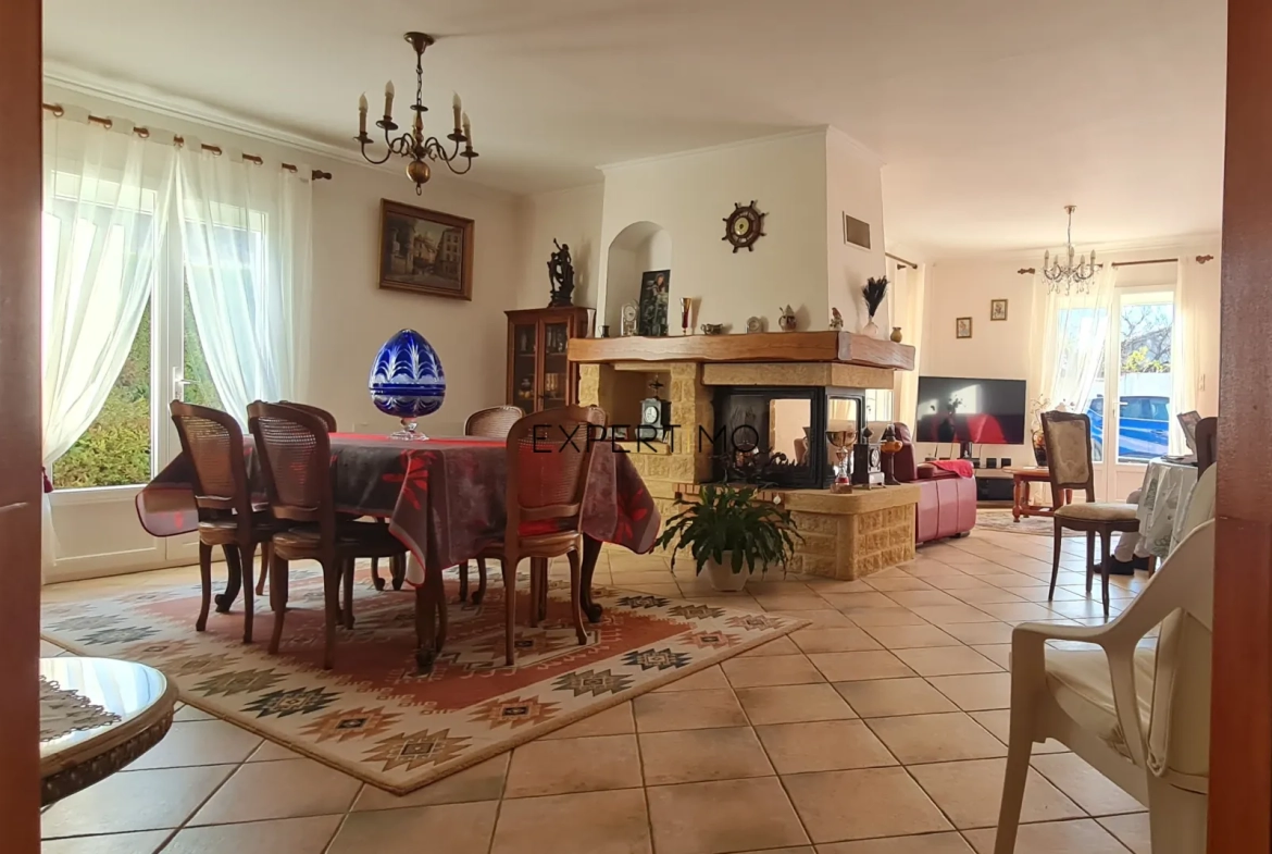 Belle maison de plain-pied à Fleury, proche Narbonne - 131 m² avec terrain et terrasse 