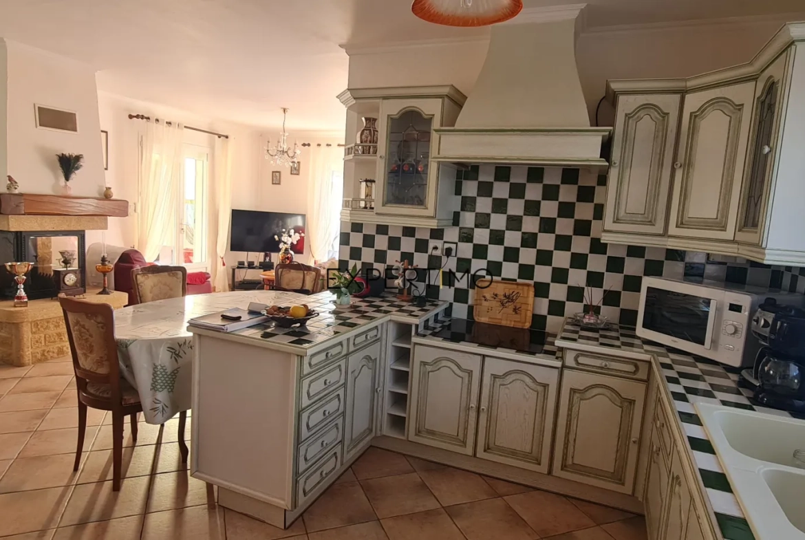 Belle maison de plain-pied à Fleury, proche Narbonne - 131 m² avec terrain et terrasse 