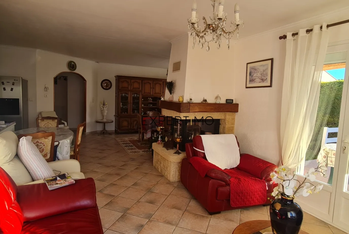 Belle maison de plain-pied à Fleury, proche Narbonne - 131 m² avec terrain et terrasse 