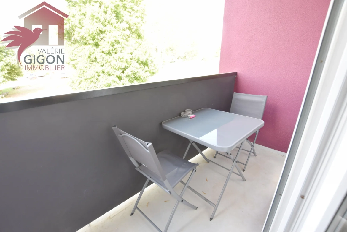 Appartement rénové avec 2 chambres, balcon et cave à Grand-Charmont 