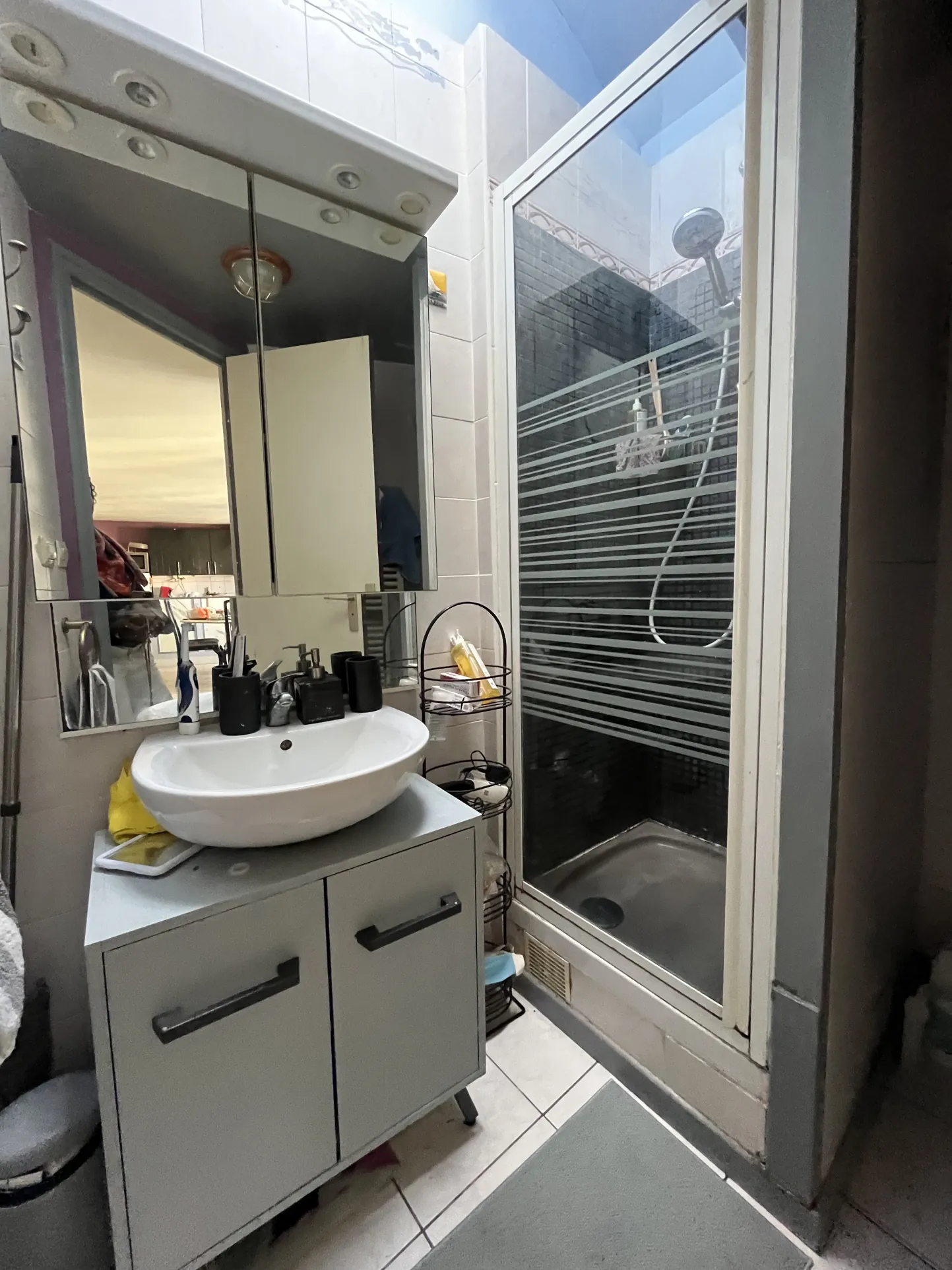 Appartement duplex T2 à Saint Germain avec vue sur les toits, secteur calme 