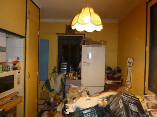 Villa F4 à vendre à Béziers pour 40 000 € avec garage et terrain 
