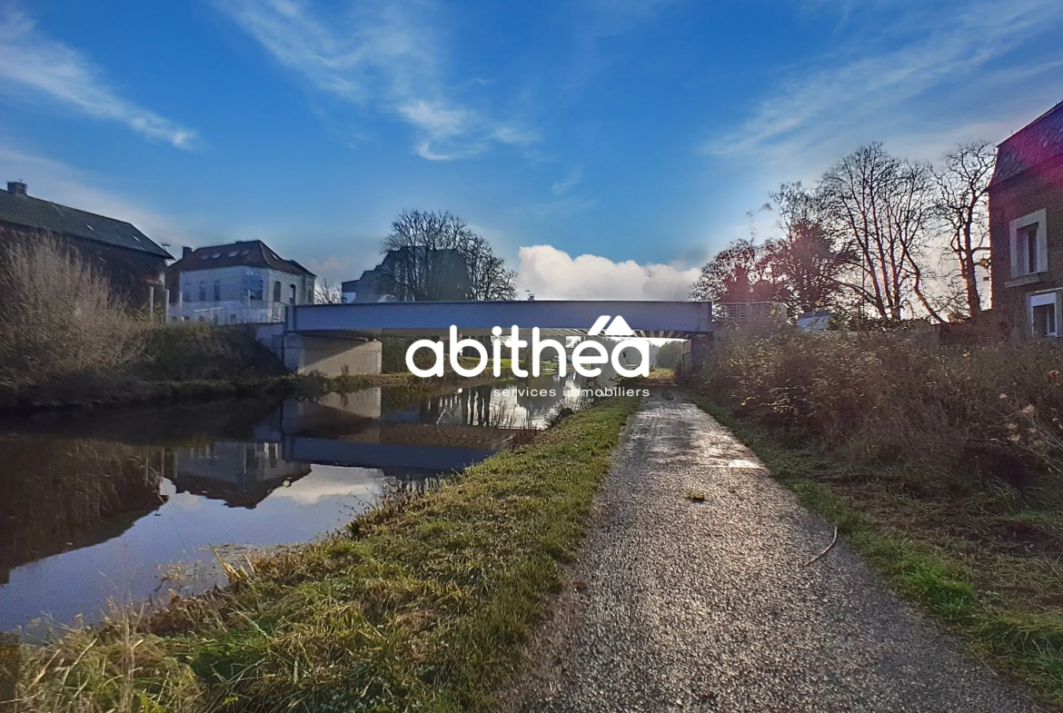 Maison individuelle atypique au bord de l'eau à Noyelles-sur-Escaut 