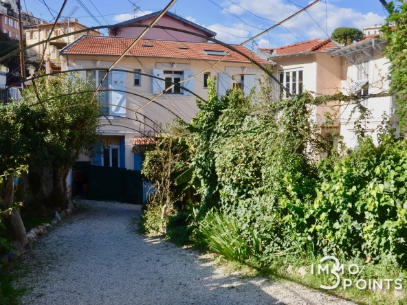 Appartement T3 rénové avec terrasse en plein cœur de Nice Parc Imperial 