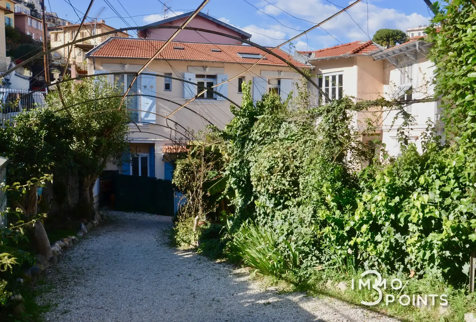 Appartement T3 rénové avec terrasse en plein cœur de Nice Parc Imperial 