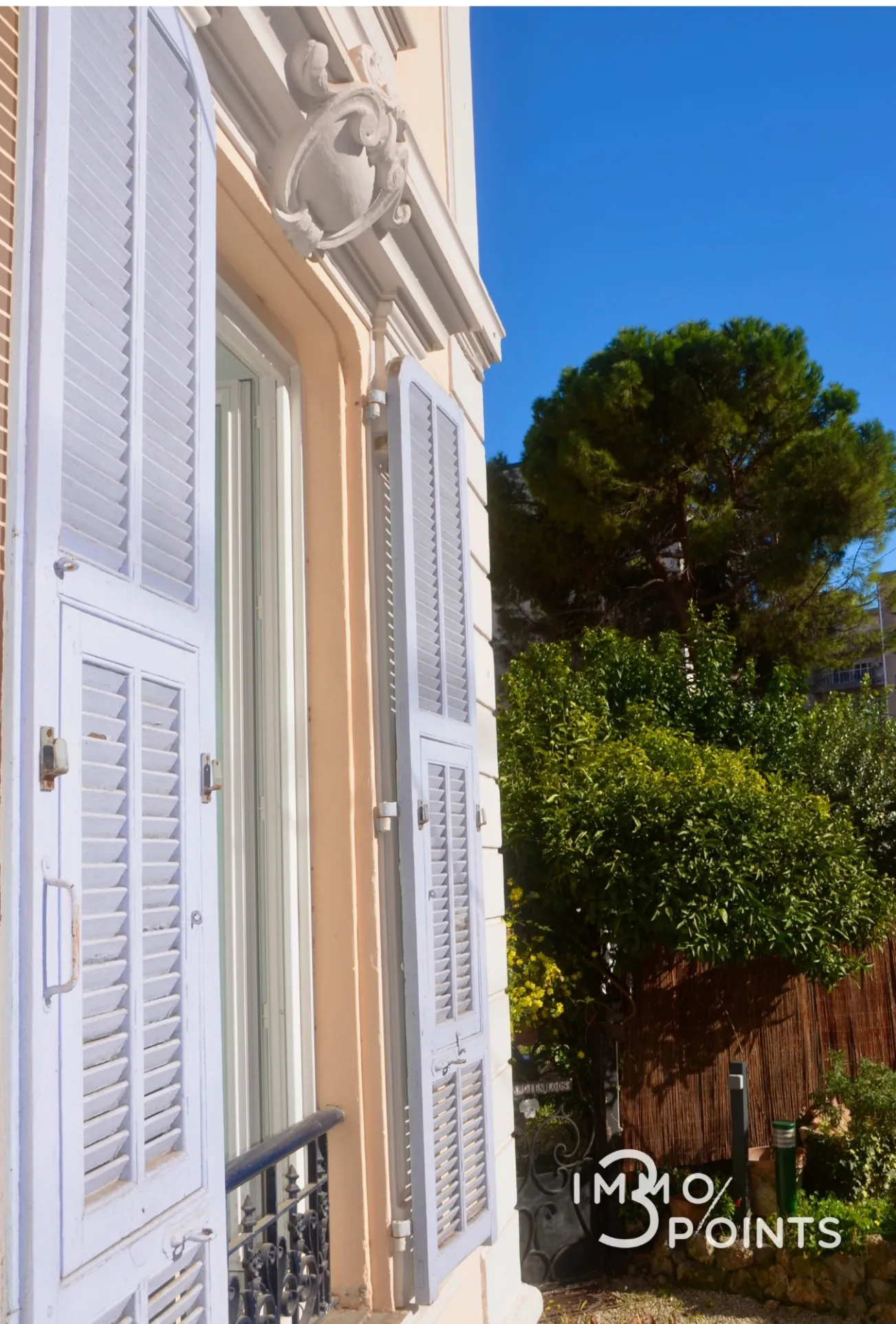 Appartement T3 rénové avec terrasse en plein cœur de Nice Parc Imperial 