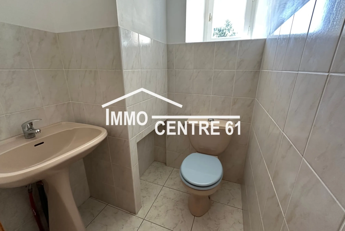 Achat maison de ville avec terrasse et jardin à Couterne 61410 