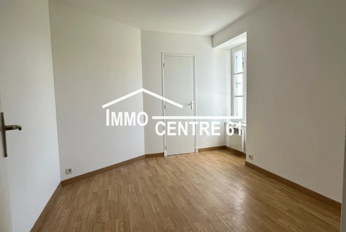 Achat maison de ville avec terrasse et jardin à Couterne 61410 