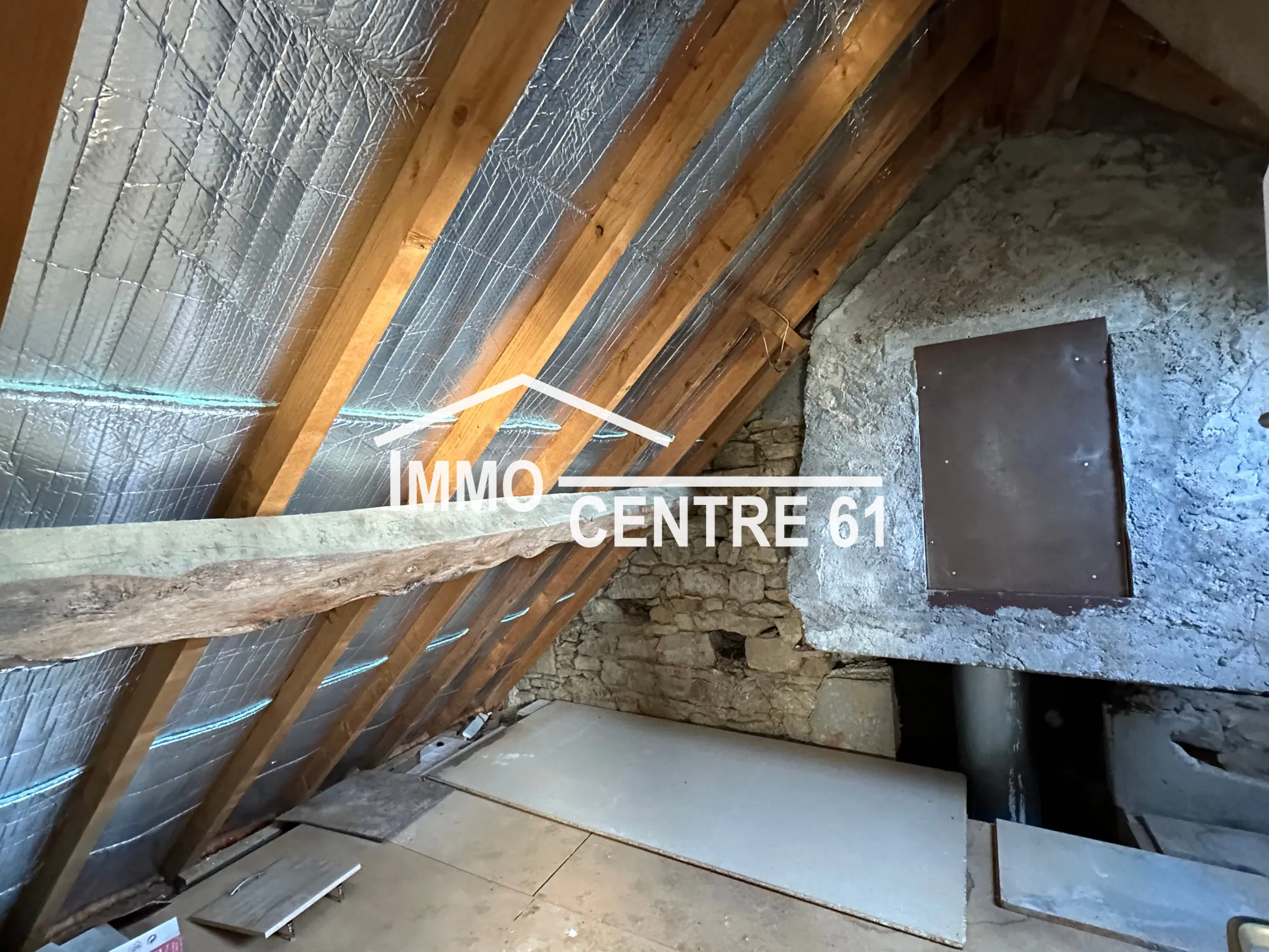 Achat maison de ville avec terrasse et jardin à Couterne 61410 