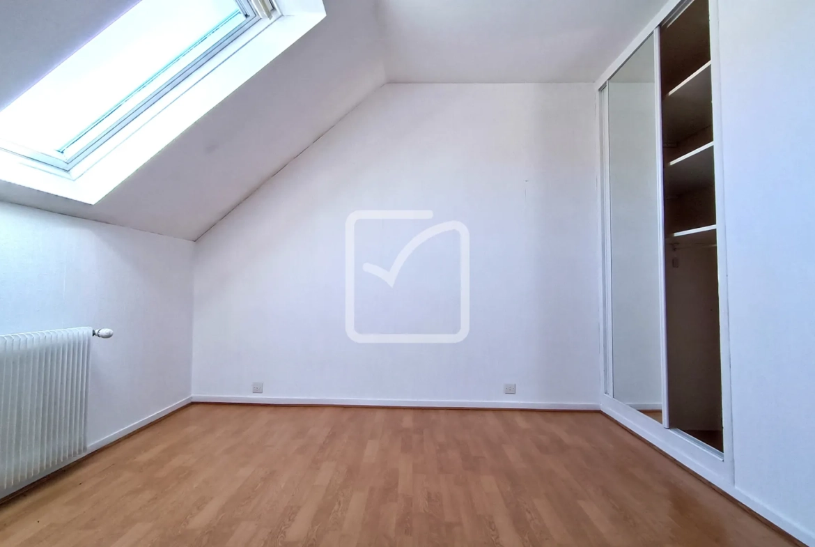 Maison à vendre à Trélissac - 4 chambres, jardin et garage 