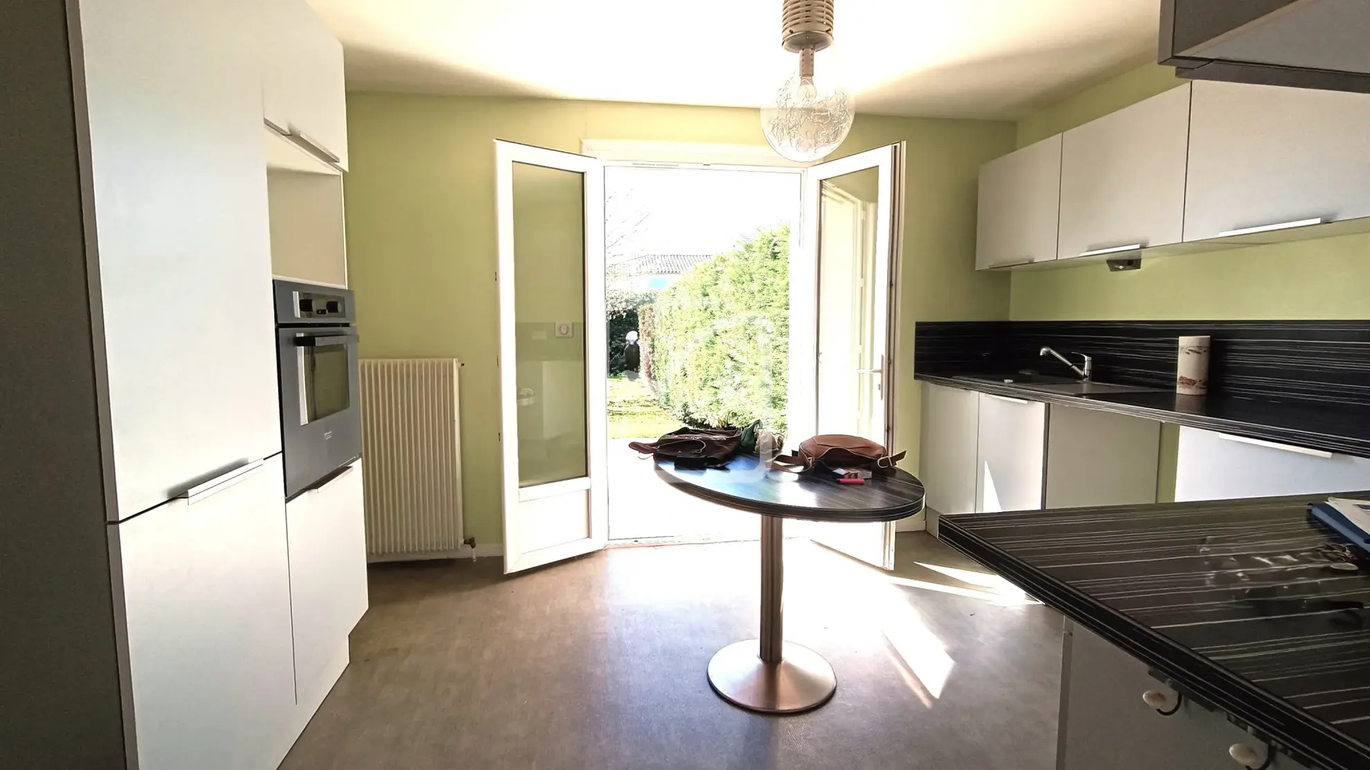 Maison à vendre à Trélissac - 4 chambres, jardin et garage 