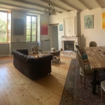 Maison familiale de 7 pièces avec studio indépendant à Les Touches de Périgny, 17160