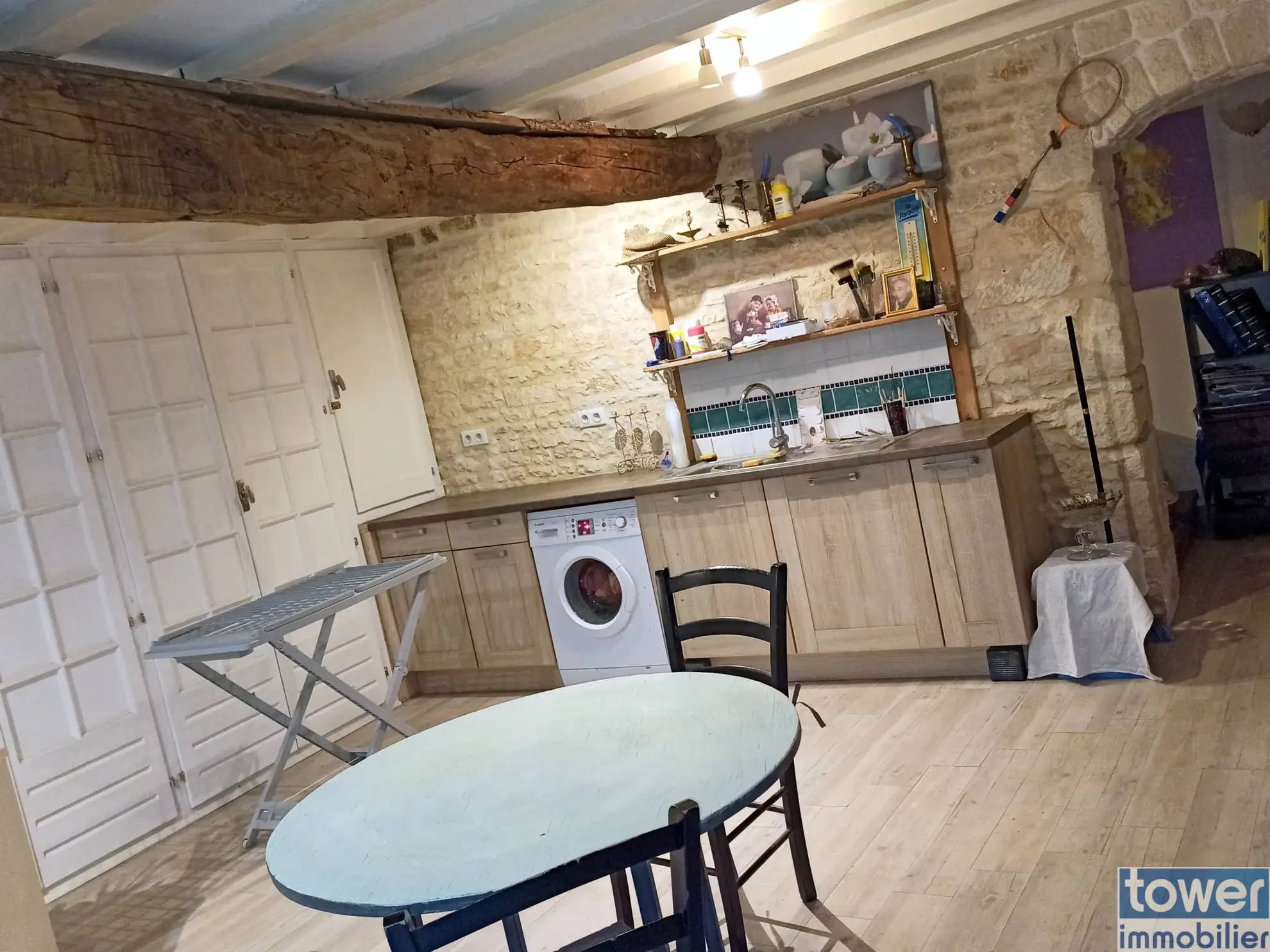 Maison familiale de 7 pièces avec studio indépendant à Les Touches de Périgny, 17160 