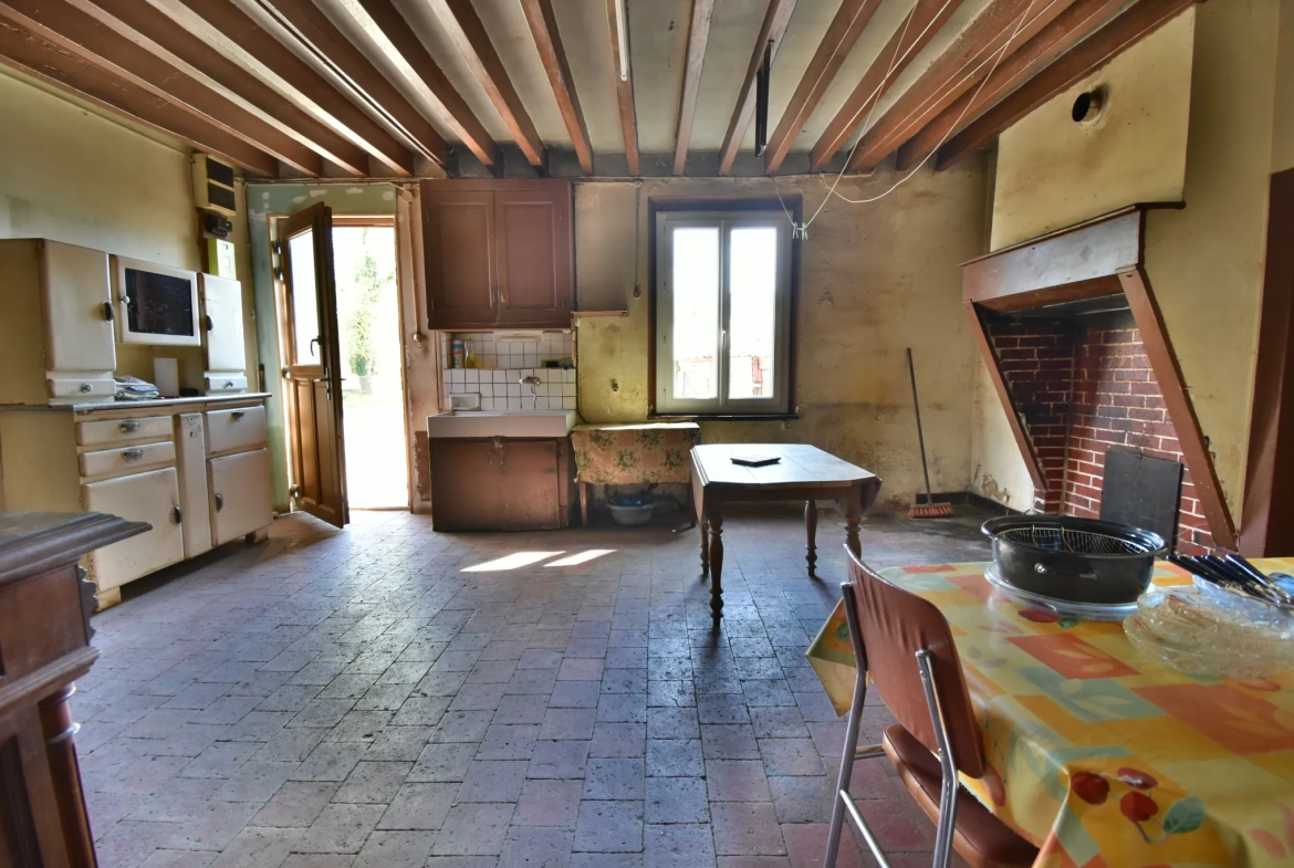 Ferme ancienne à réhabiliter avec dépendances près de Brou et Arrou 
