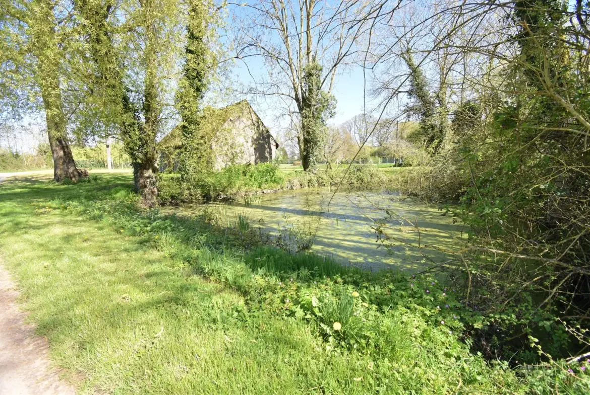 Ferme ancienne à réhabiliter avec dépendances près de Brou et Arrou 