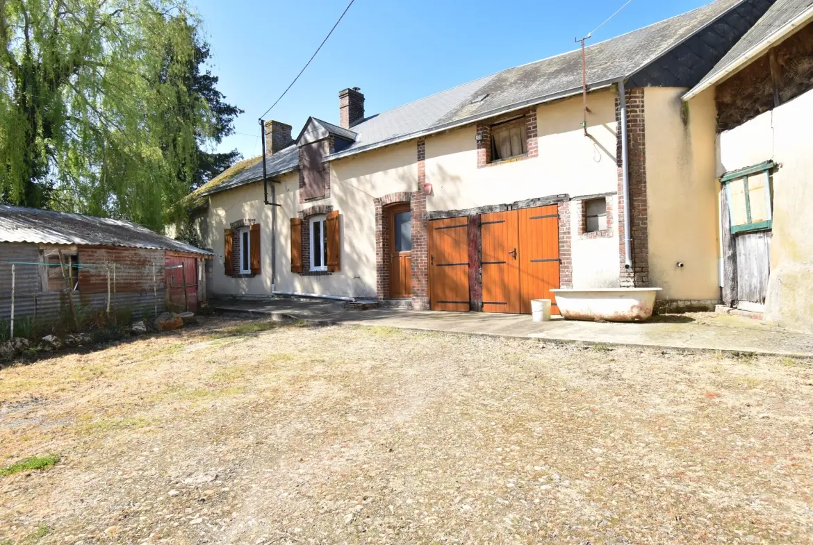 Ferme ancienne à réhabiliter avec dépendances près de Brou et Arrou 