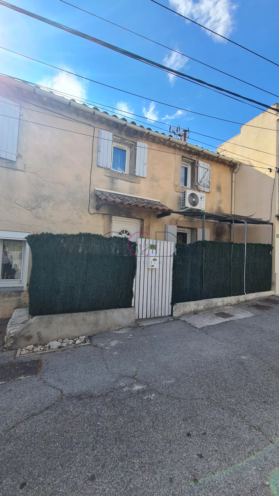 Appartement T2 avec balcon au cœur de Coudoux – Charmant et pratique 