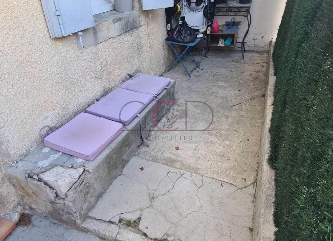 Appartement T2 avec balcon au cœur de Coudoux – Charmant et pratique 