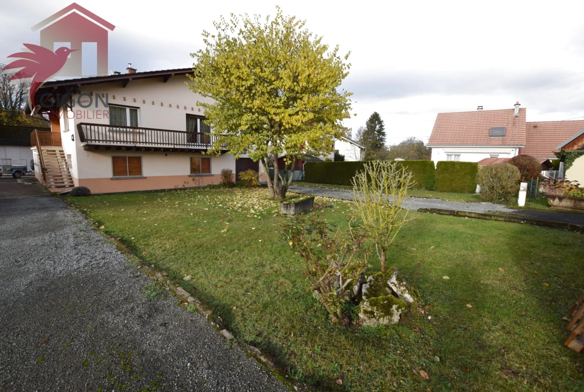 Charmante maison traditionnelle avec jardin, balcon et garage à Trevenans 