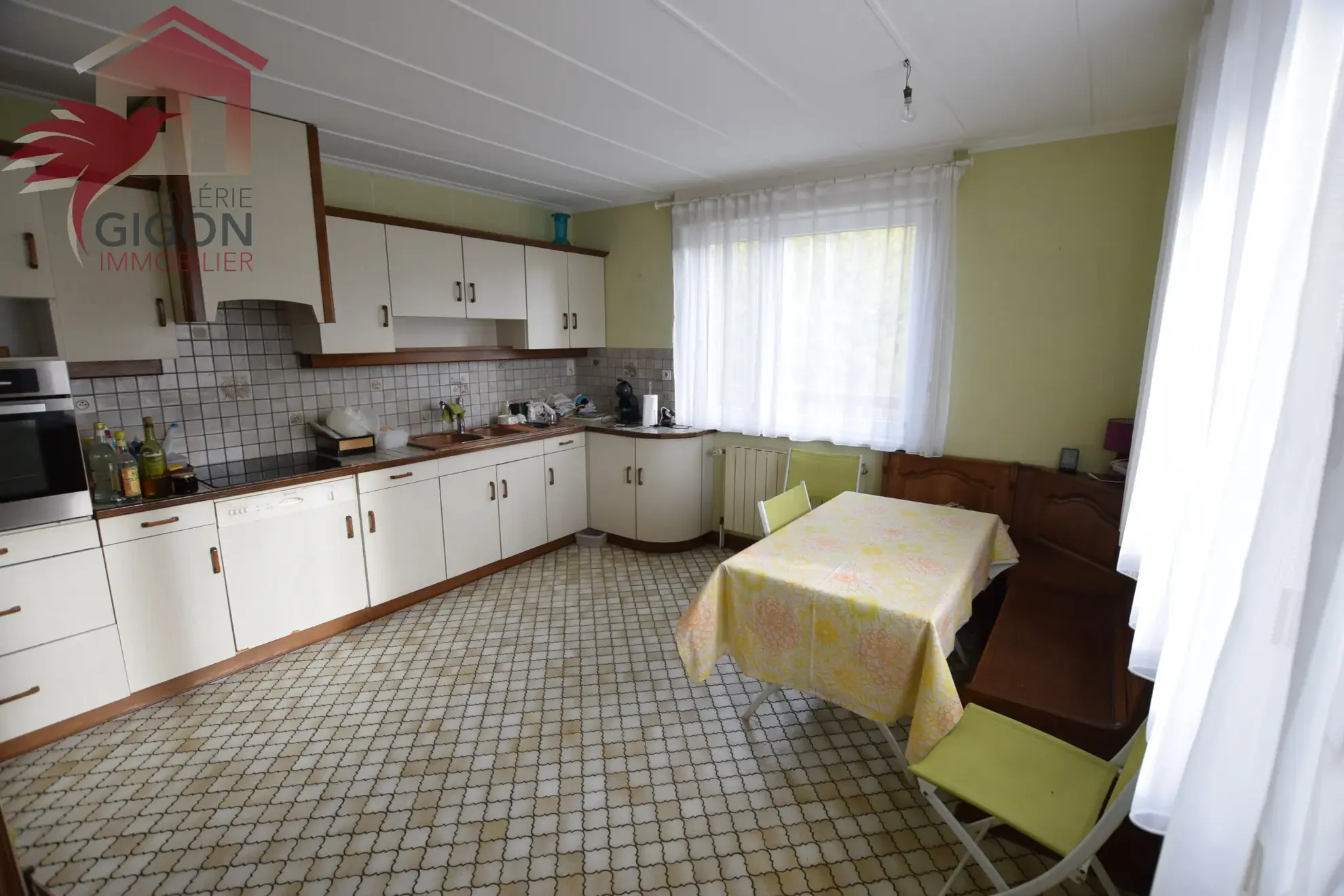 Charmante maison traditionnelle avec jardin, balcon et garage à Trevenans 
