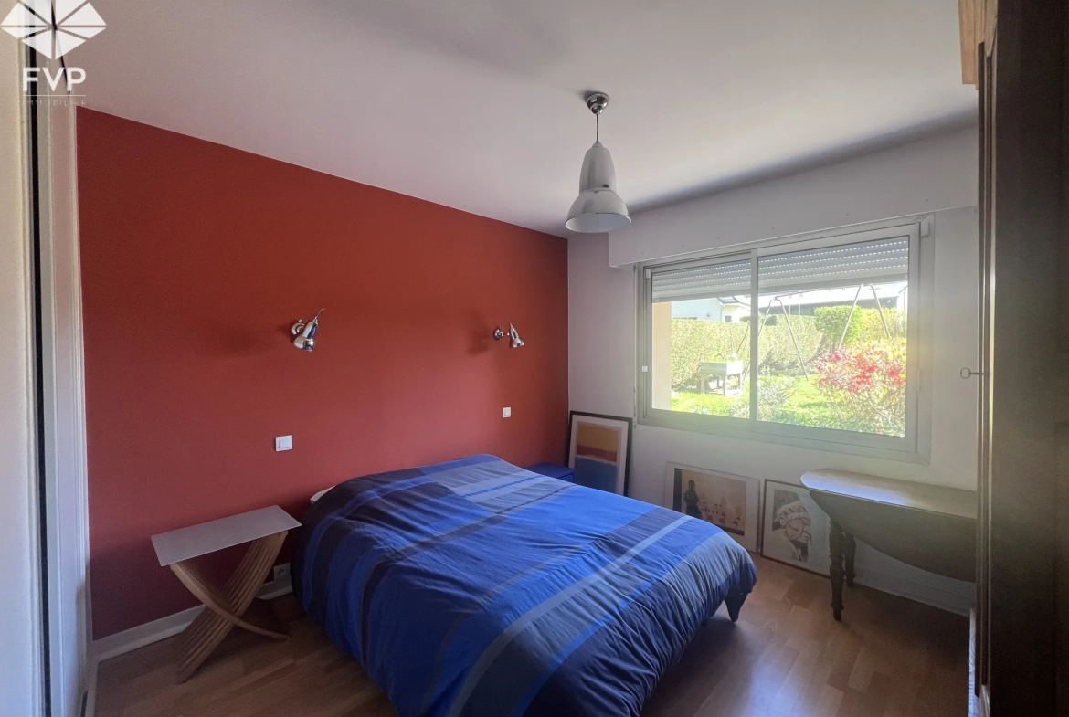 Maison de village récente avec garage, 160 m², terrain clos, proche Yvetot et Fauvillé en Caux 