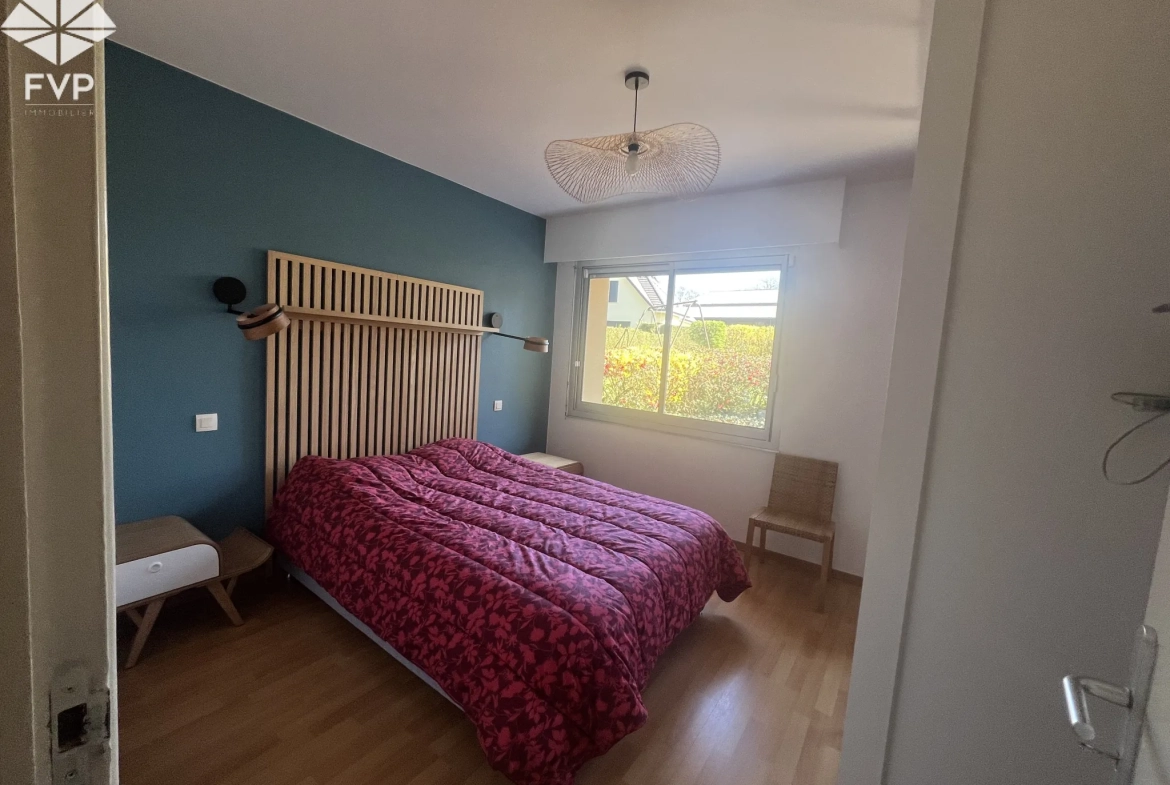 Maison de village récente avec garage, 160 m², terrain clos, proche Yvetot et Fauvillé en Caux 