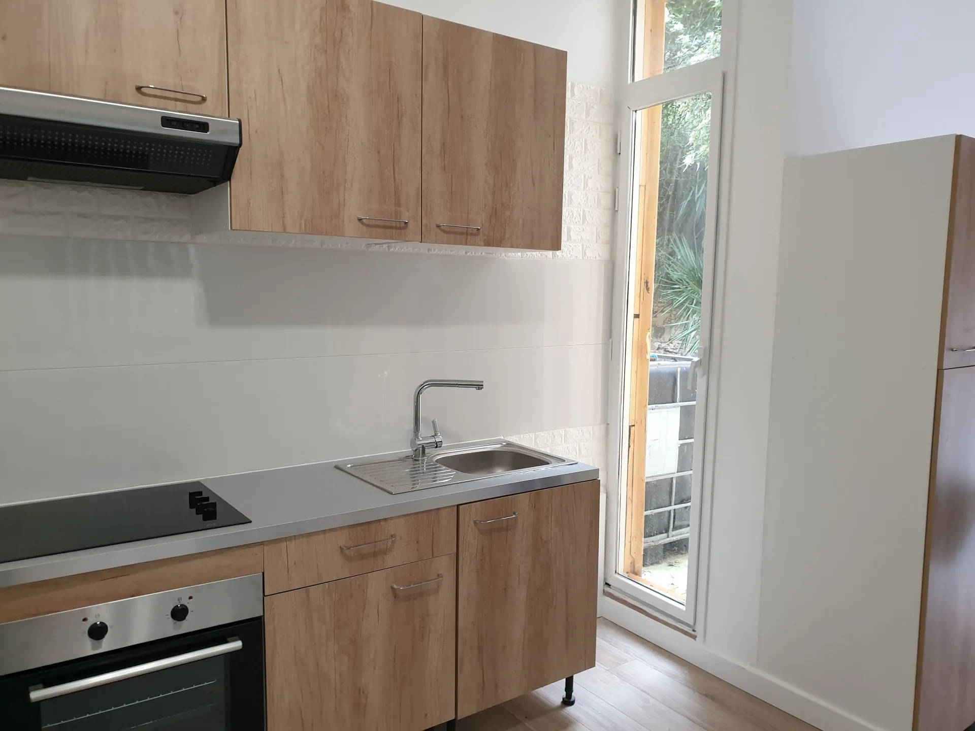 Appartement T4 avec studio indépendant à Meulan – Potentiel locatif élevé 