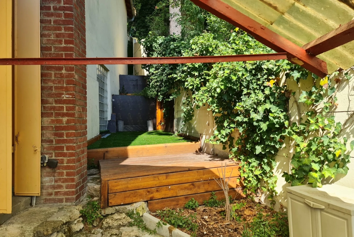 Appartement T4 avec studio indépendant à Meulan – Potentiel locatif élevé 
