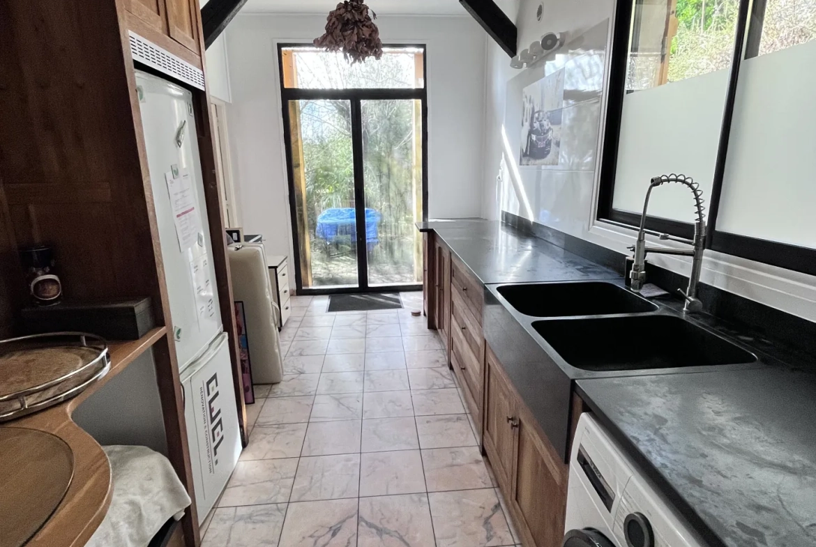 Appartement T4 avec studio indépendant à Meulan – Potentiel locatif élevé 