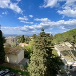 Appartement T3 rénové avec vue sur le bassin de Thau à Sète – Opportunité d’investissement