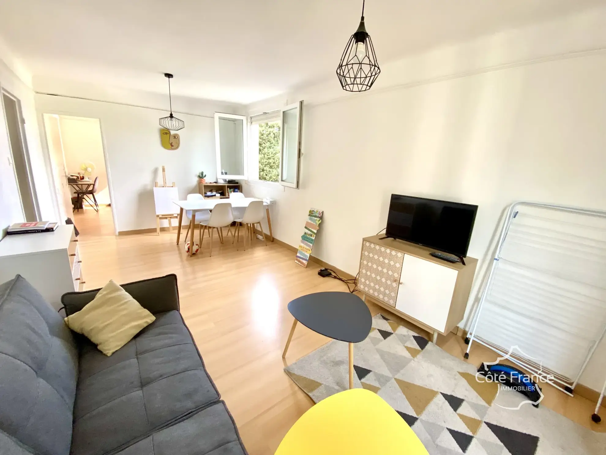 Appartement 53 m² avec Vue sur l'Étang de Thau à Sète - 2 Chambres 