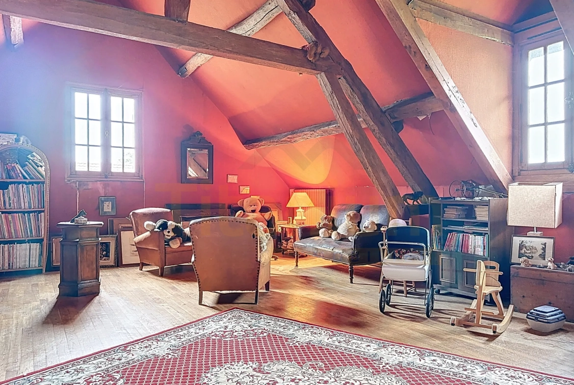 Maison de charme à rénover avec grand jardin près de Beauvais 