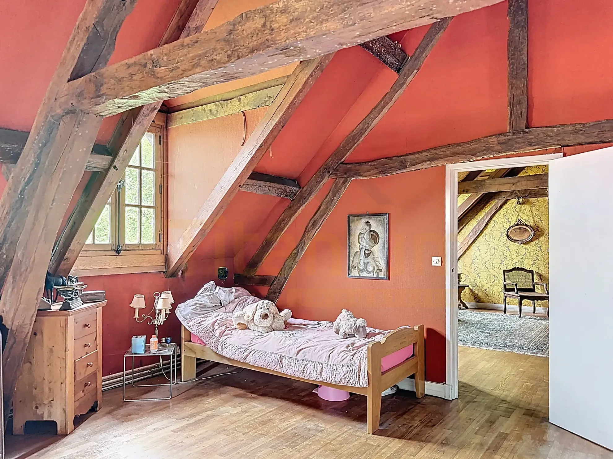 Maison de charme à rénover avec grand jardin près de Beauvais 
