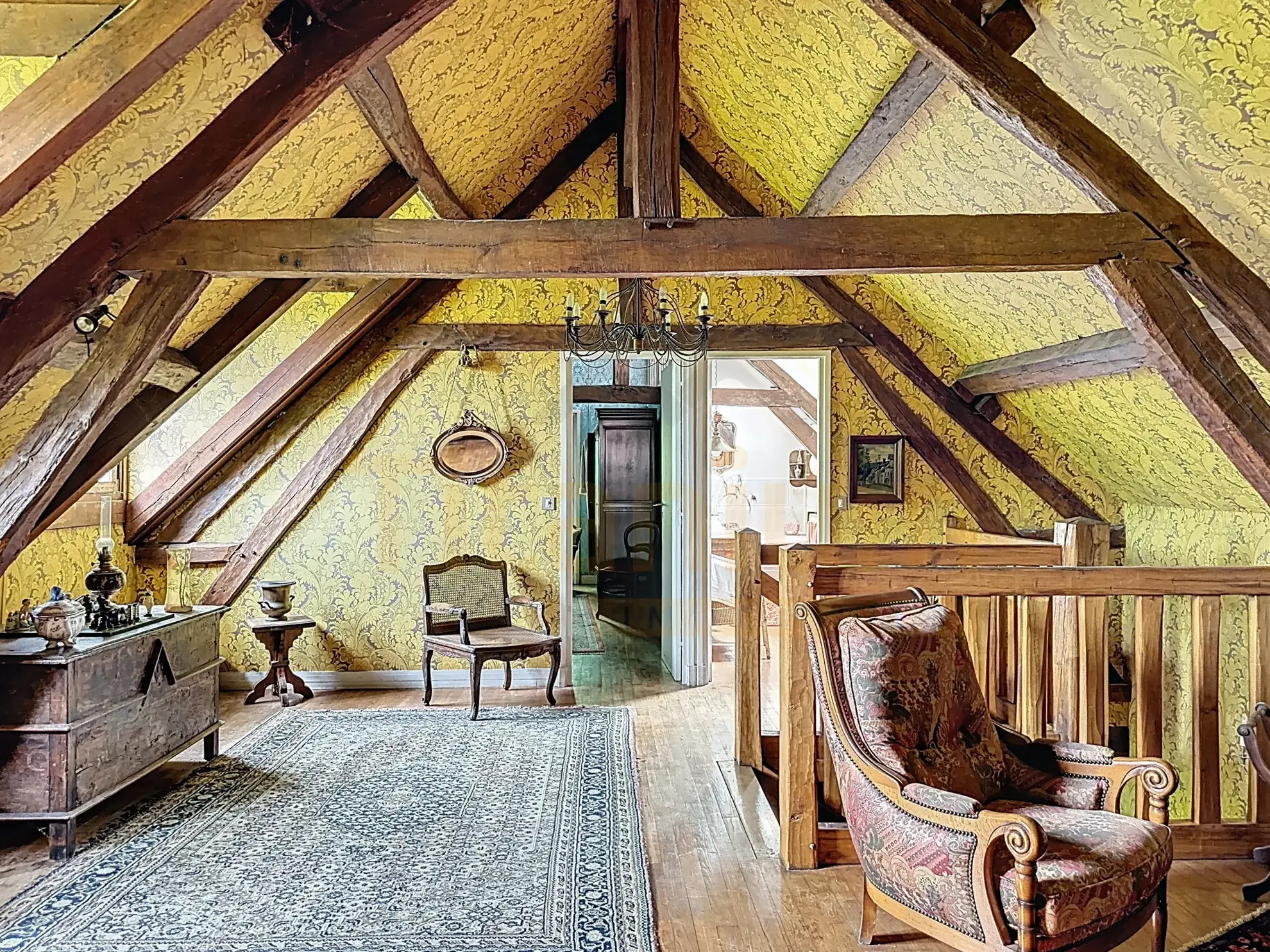 Maison de charme à rénover avec grand jardin près de Beauvais 