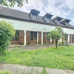 Maison de charme à rénover avec grand jardin près de Beauvais
