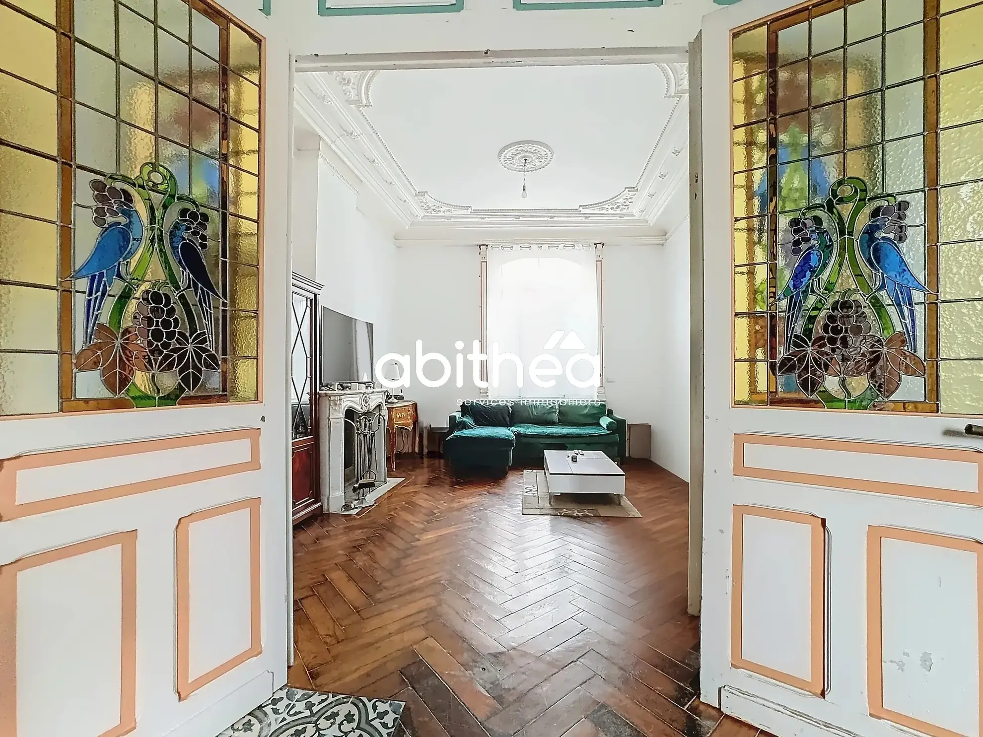 Belle villa ardéchoise de 90 m² avec jardin fleuri et vue exceptionnelle près de Largentière 