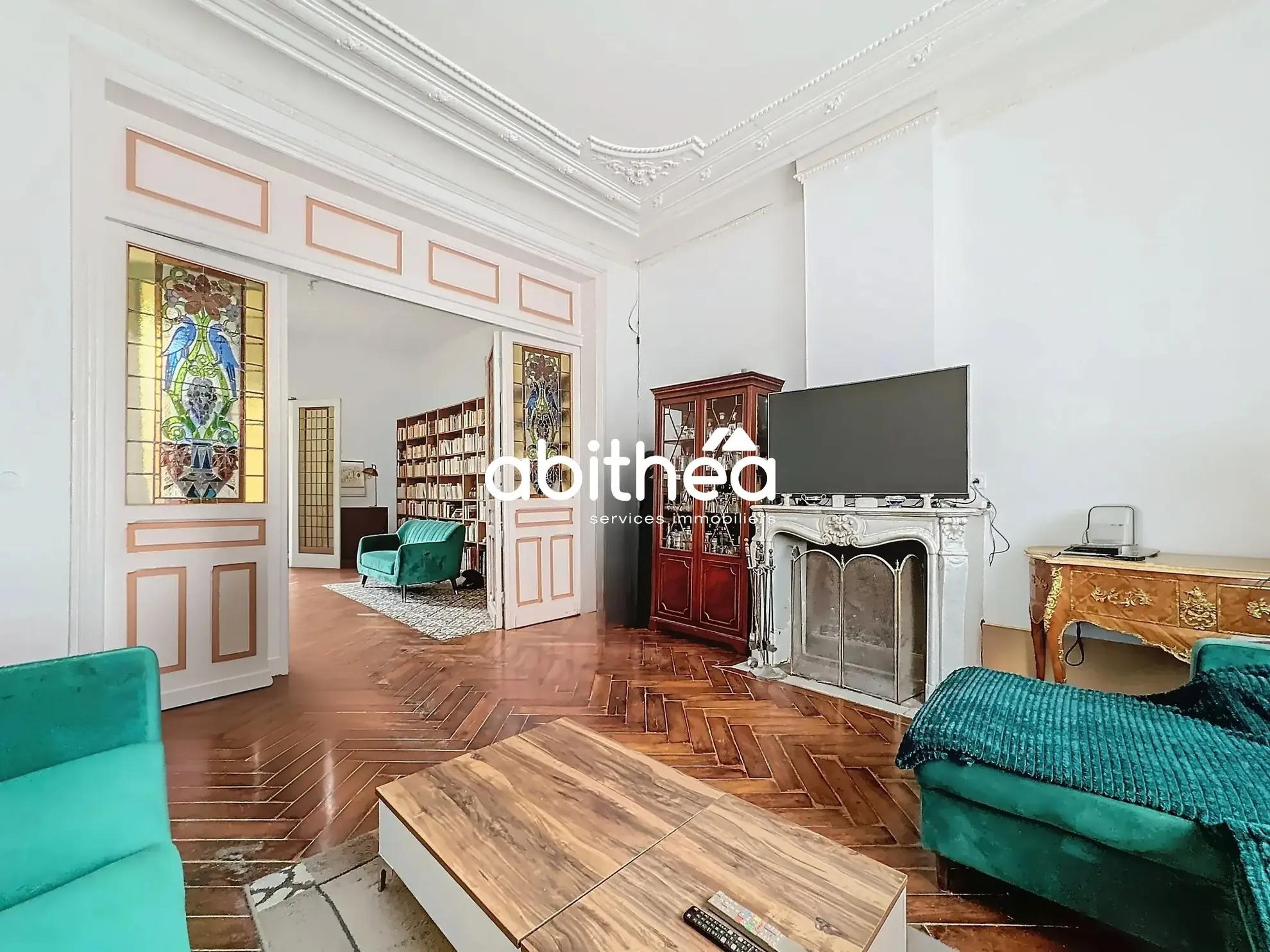 Belle villa ardéchoise de 90 m² avec jardin fleuri et vue exceptionnelle près de Largentière 