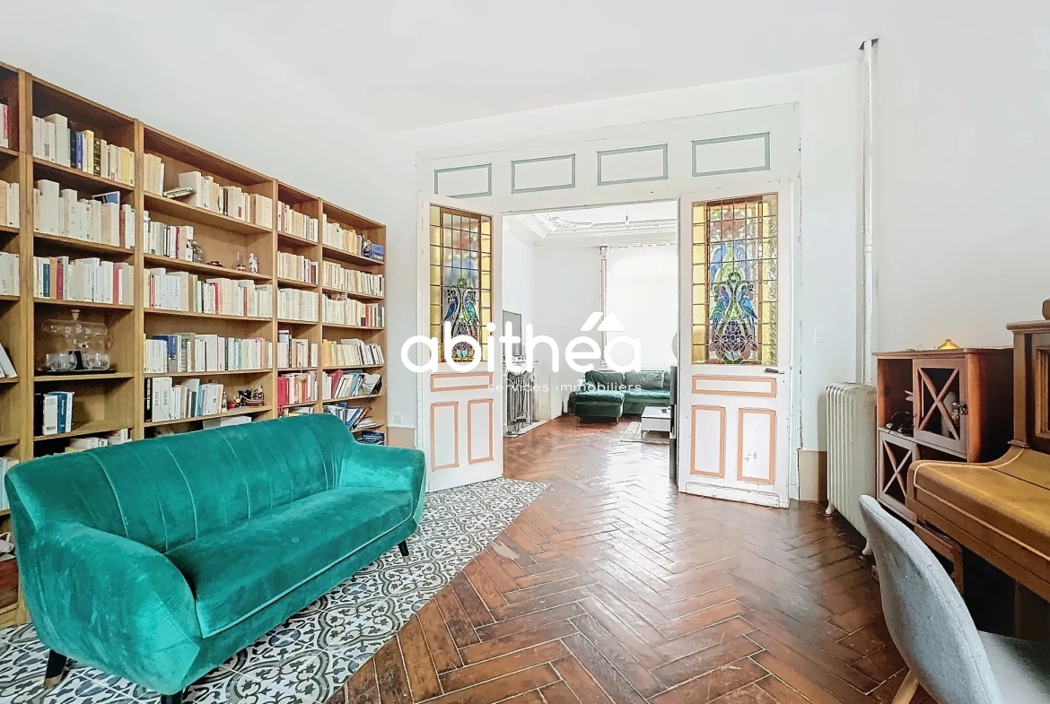 Belle villa ardéchoise de 90 m² avec jardin fleuri et vue exceptionnelle près de Largentière 