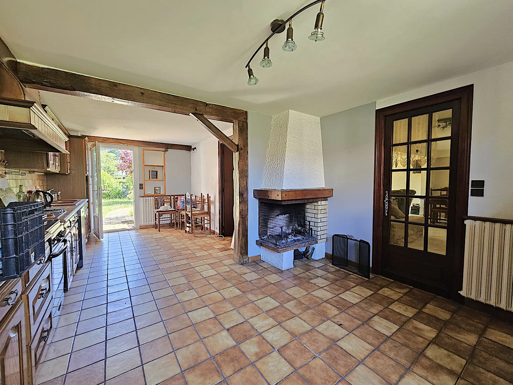 Maison familiale de 133 m² avec jardin, garage et abri camping-car à Villeneuve-sur-Lot 
