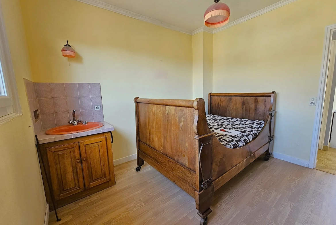 Maison familiale de 133 m² avec jardin, garage et abri camping-car à Villeneuve-sur-Lot 