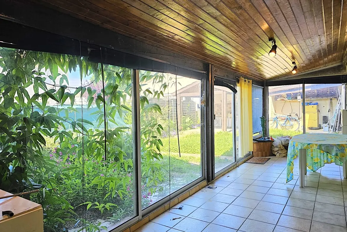 Maison familiale de 133 m² avec jardin, garage et abri camping-car à Villeneuve-sur-Lot 