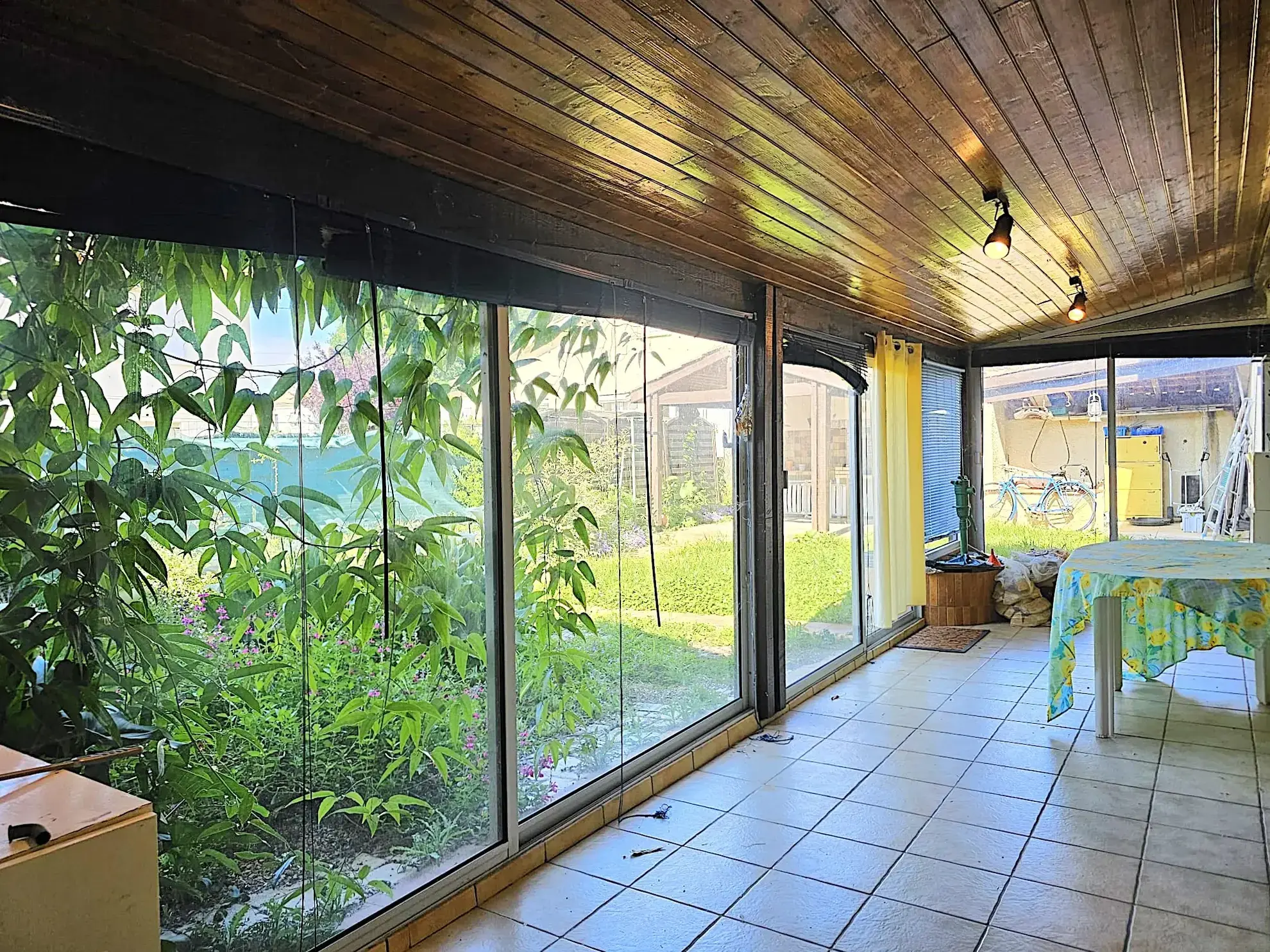 Maison familiale de 133 m² avec jardin, garage et abri camping-car à Villeneuve-sur-Lot 