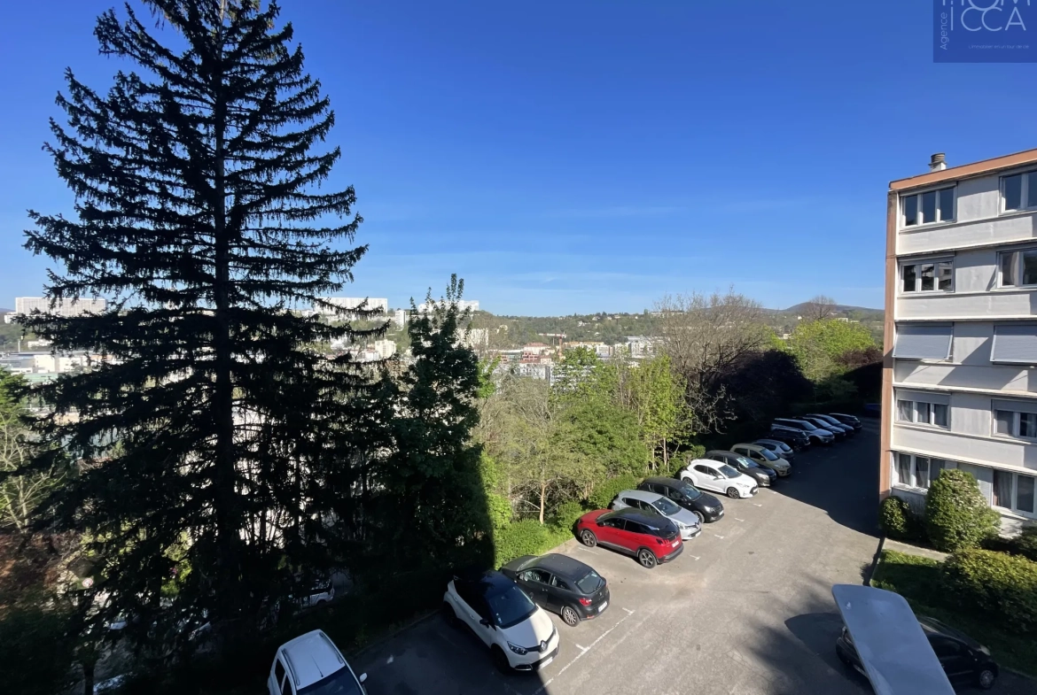 Appartement T3 de 54,31 m² avec vue dégagée sur la Saône à Lyon 4ème 